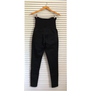 Maternity Black skinny Jeans / Motherhood / EUC